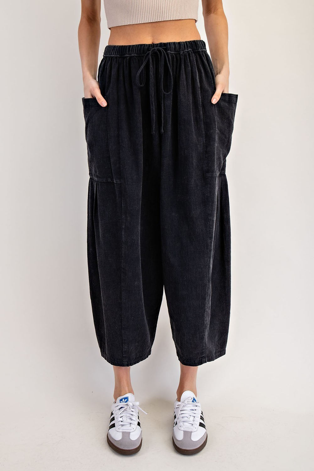 •NORA• side pocket cropped pants