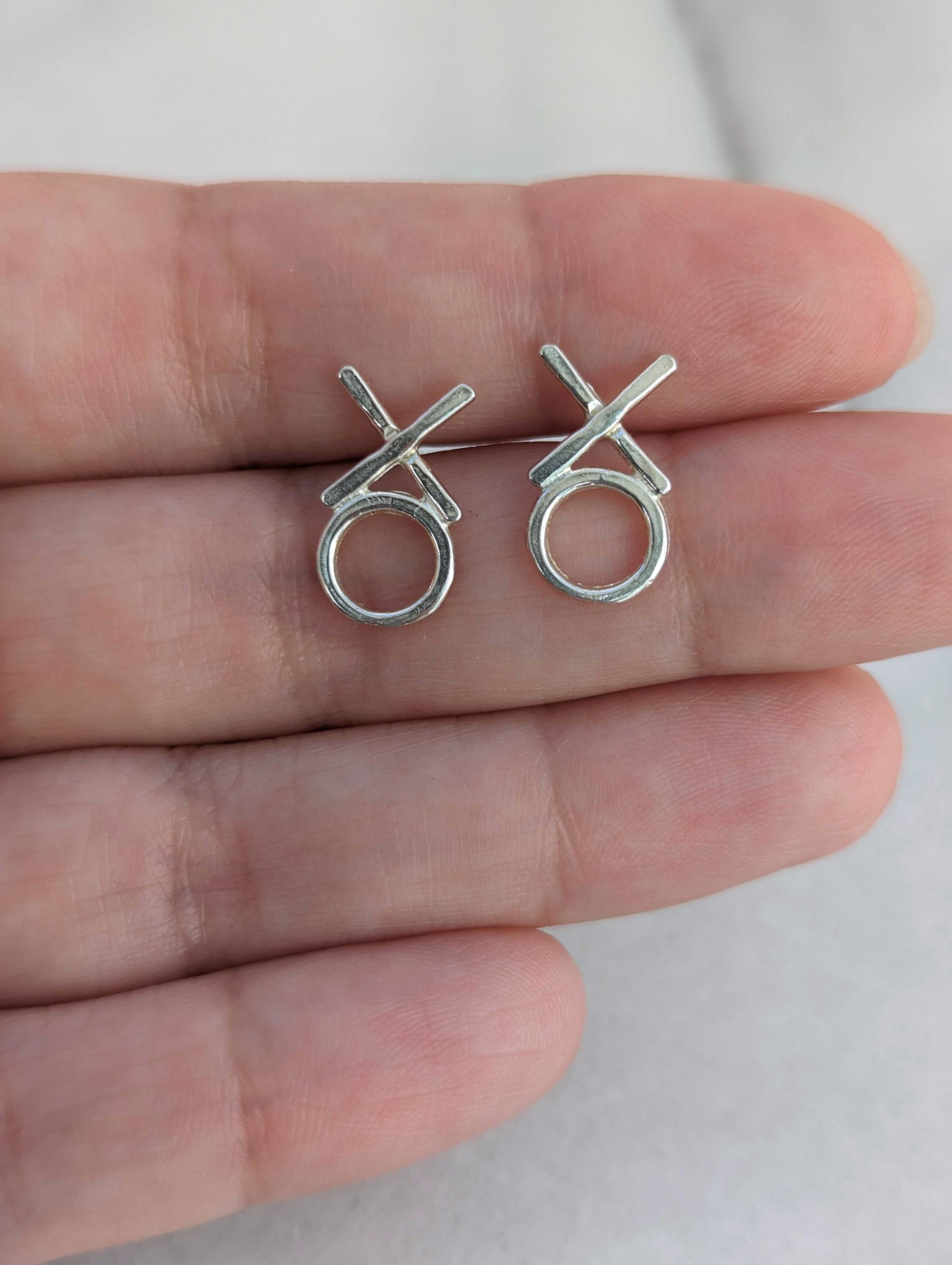 •XOXO• silver stud earrings