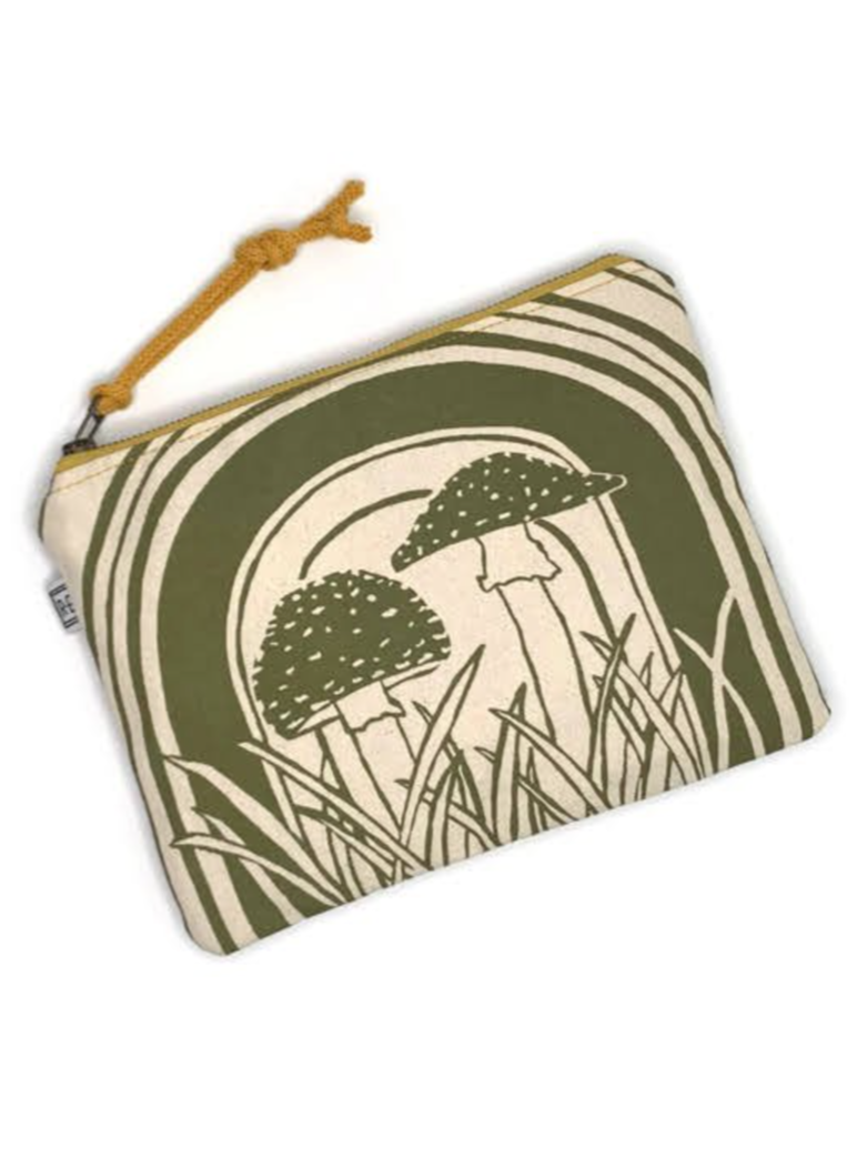 •COSMETIC POUCH - AMANITA• waxed canvas bag