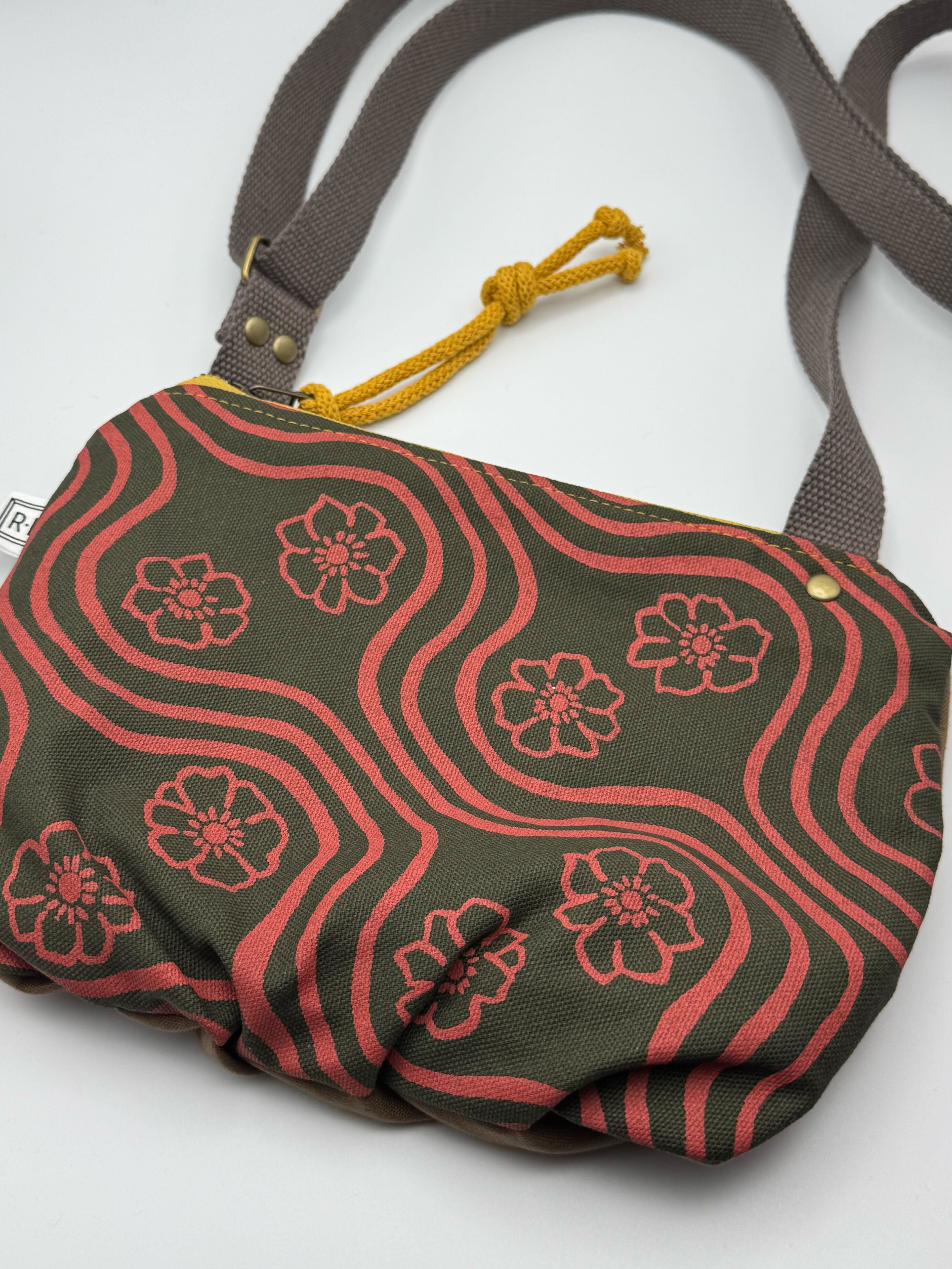 •DATE PURSE - MAYAPPLE• waxed canvas crossbody