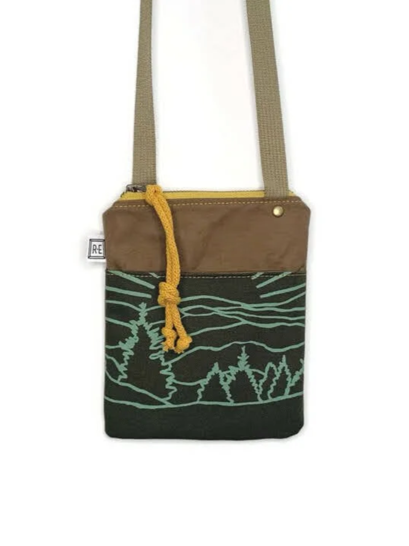 •GO BAG - ROAN• waxed canvas crossbody