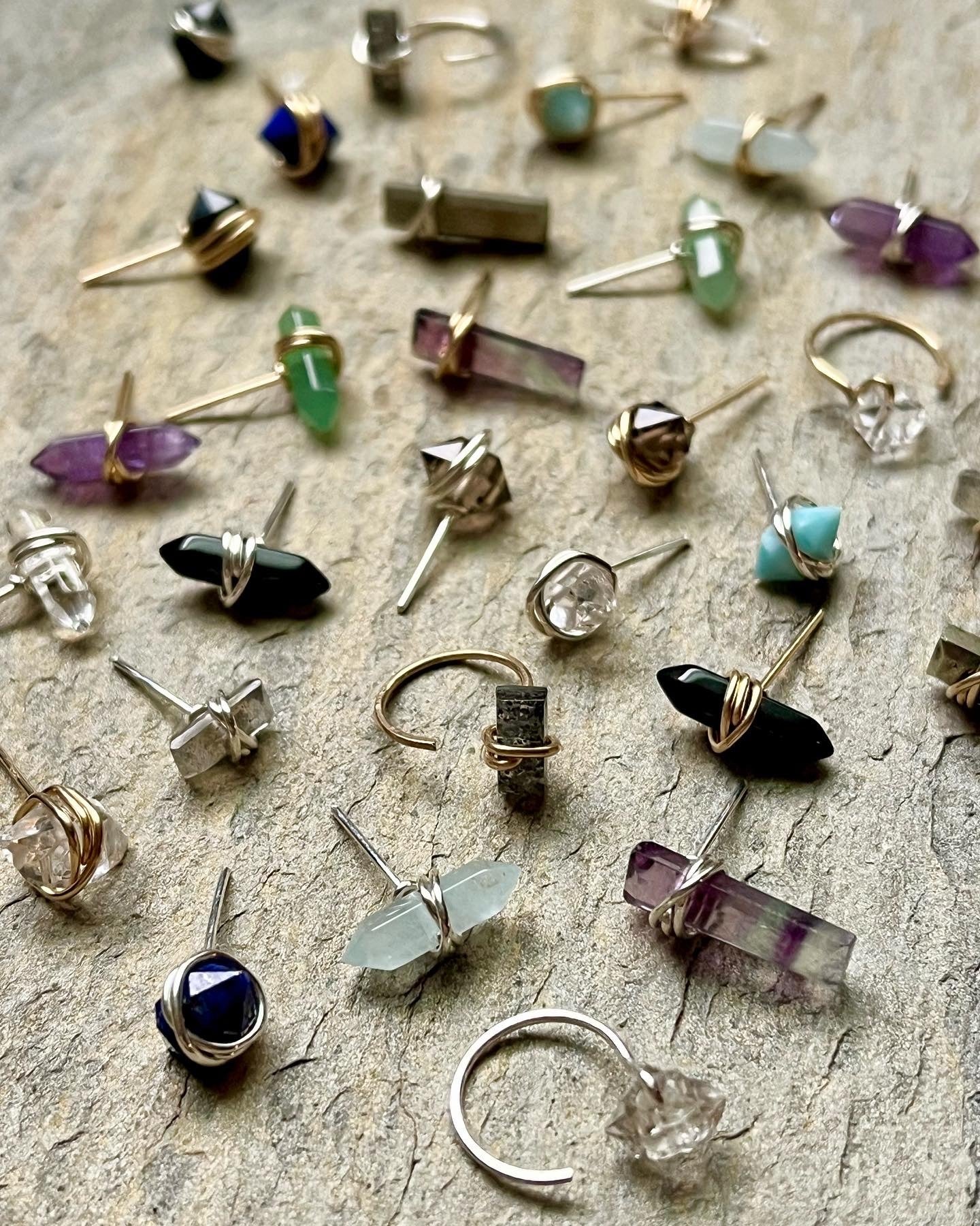 •PIKE• labradorite + gold stud earrings