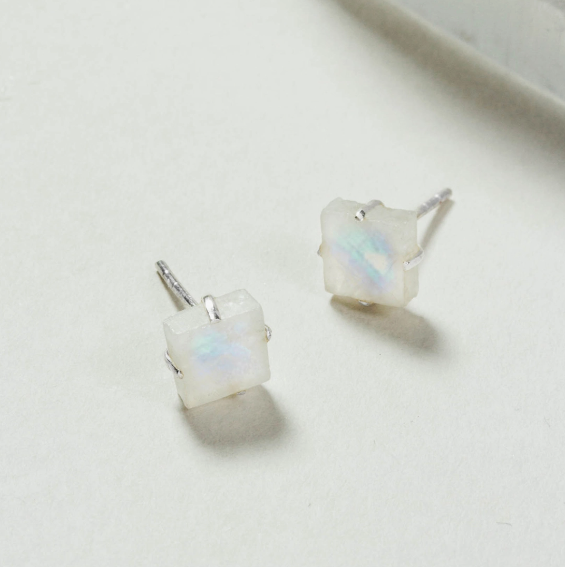 •PRONG SET• moonstone silver stud earrings