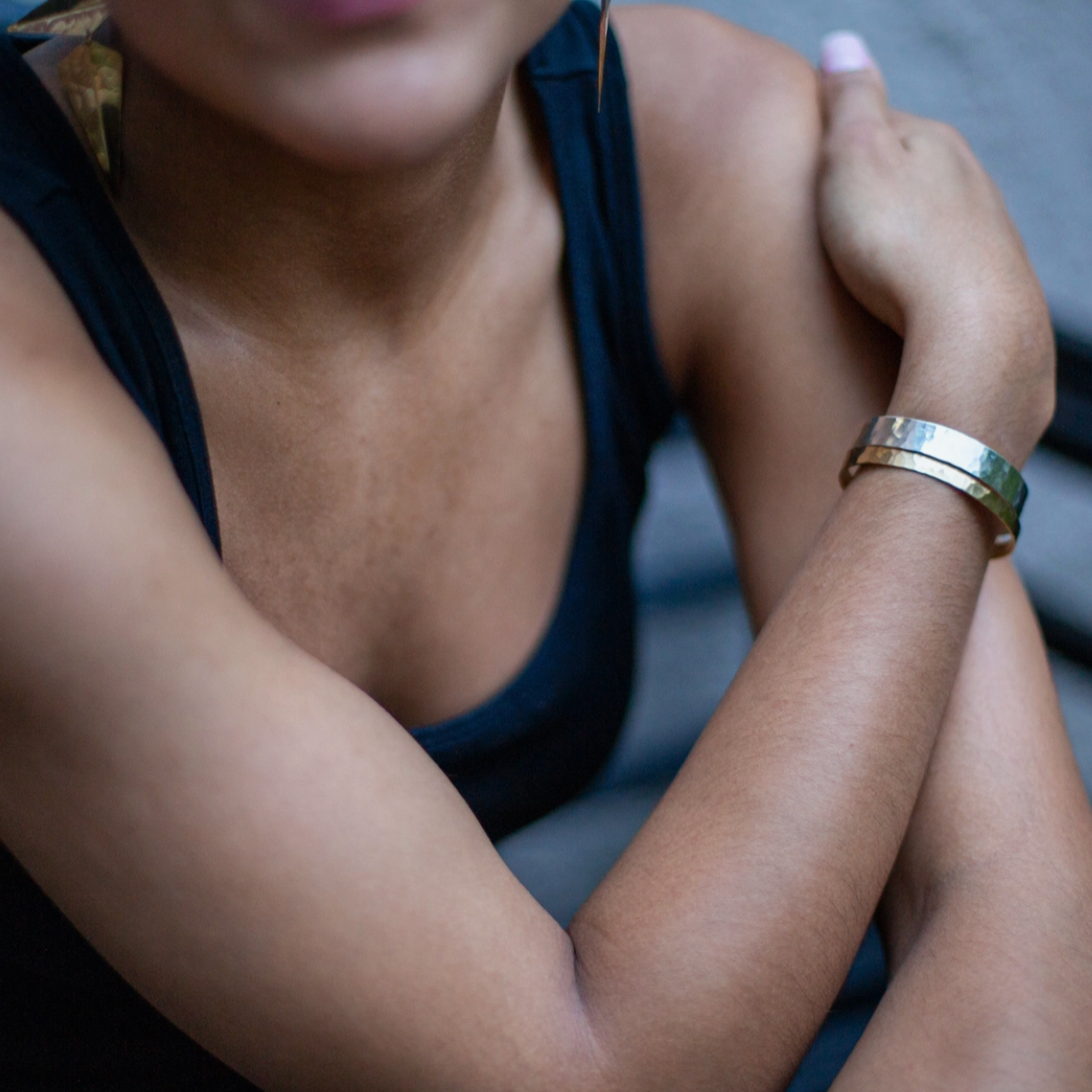 •MEDIUM HAMMERED• brass bracelet