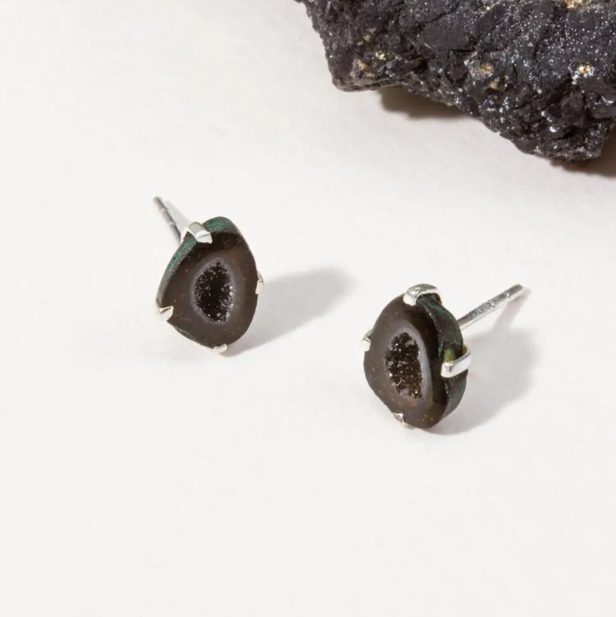 •PRONG SET• ether druzy silver stud earrings