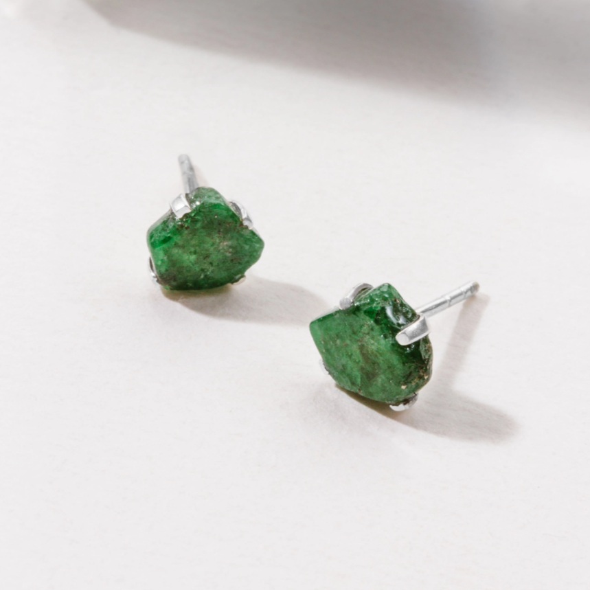 •EMERALD• silver prong set stud earrings