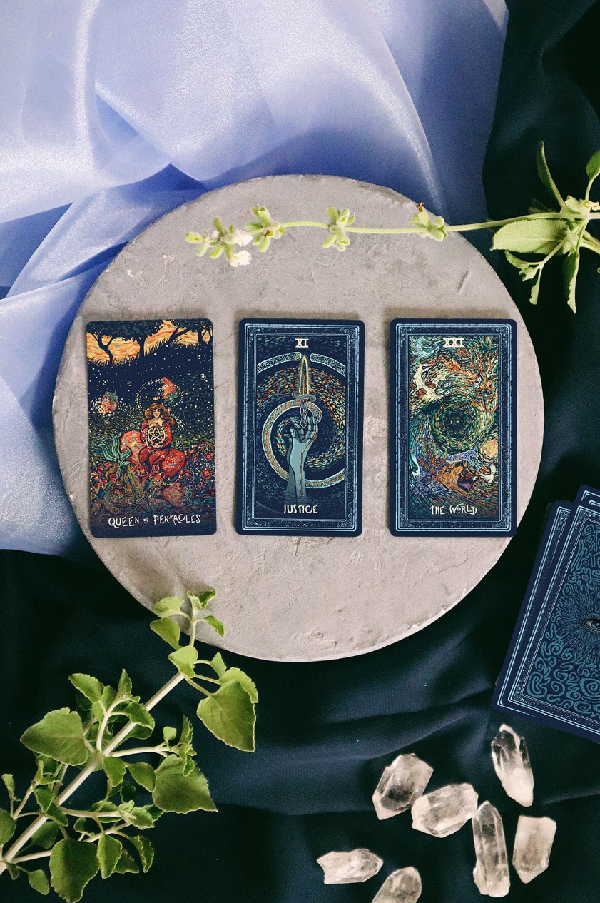 •PRISMA VISIONS• tarot deck