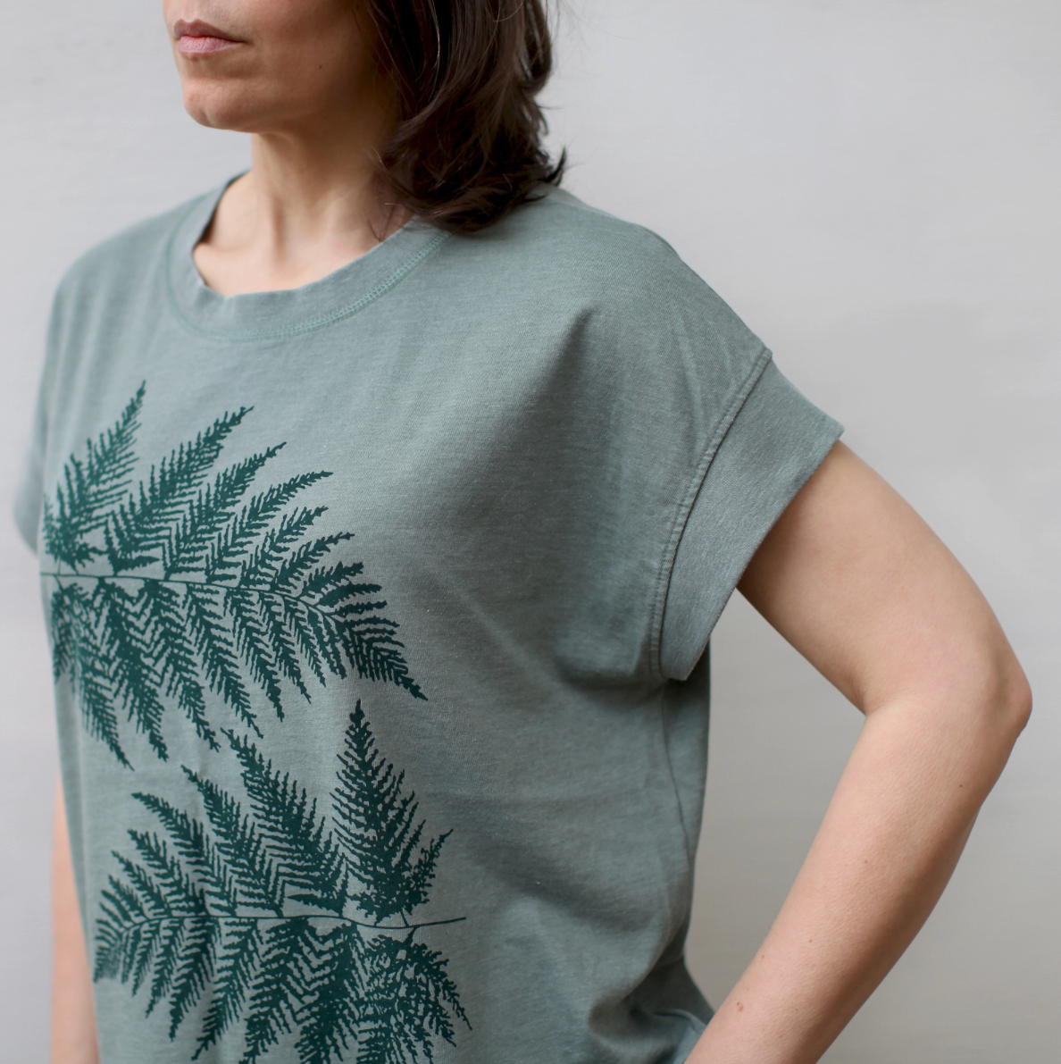 •FERNS• cotton blend boxy tee (USA)