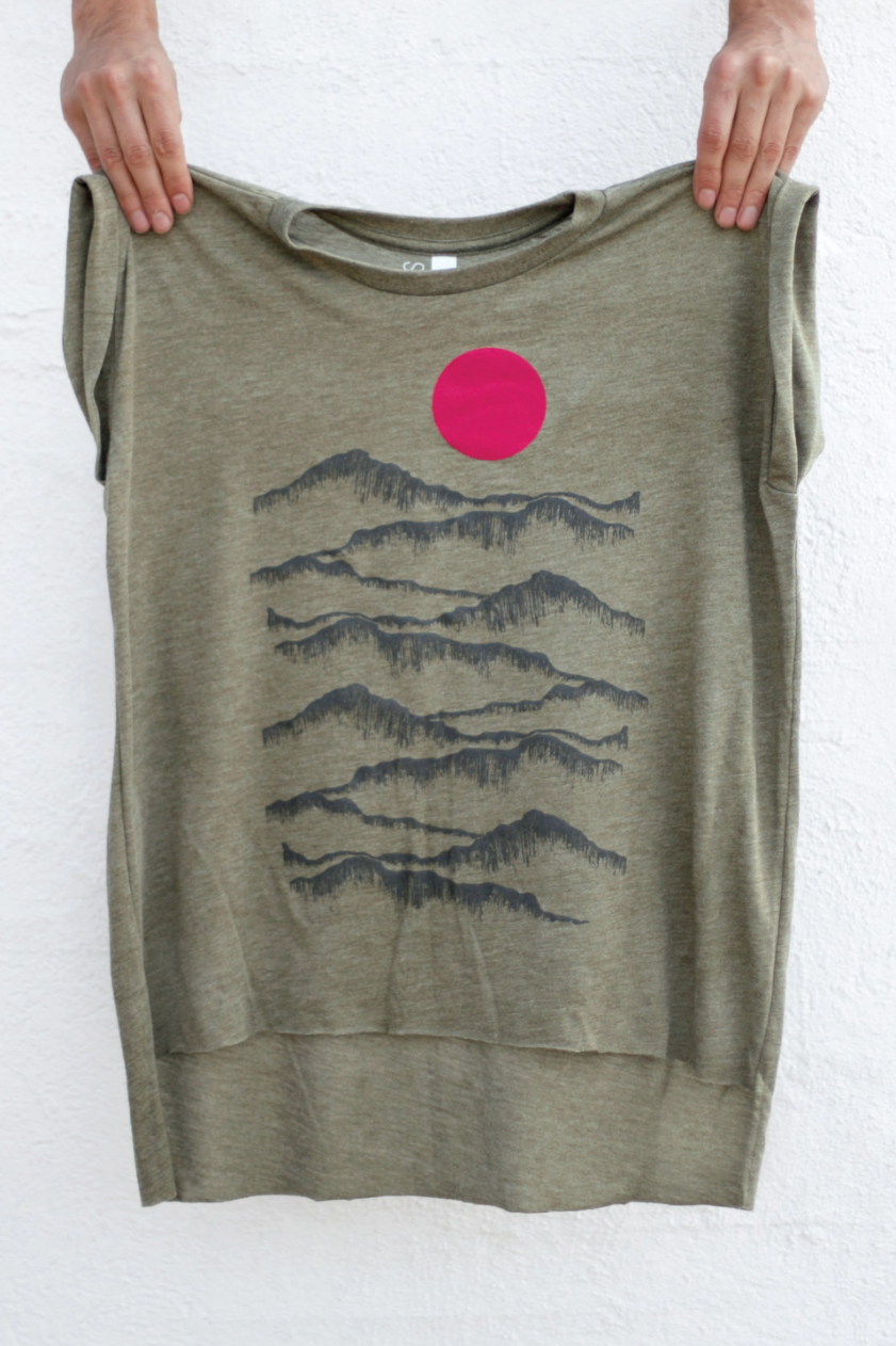 •PINK MOON• viscose blend muscle tee (USA)