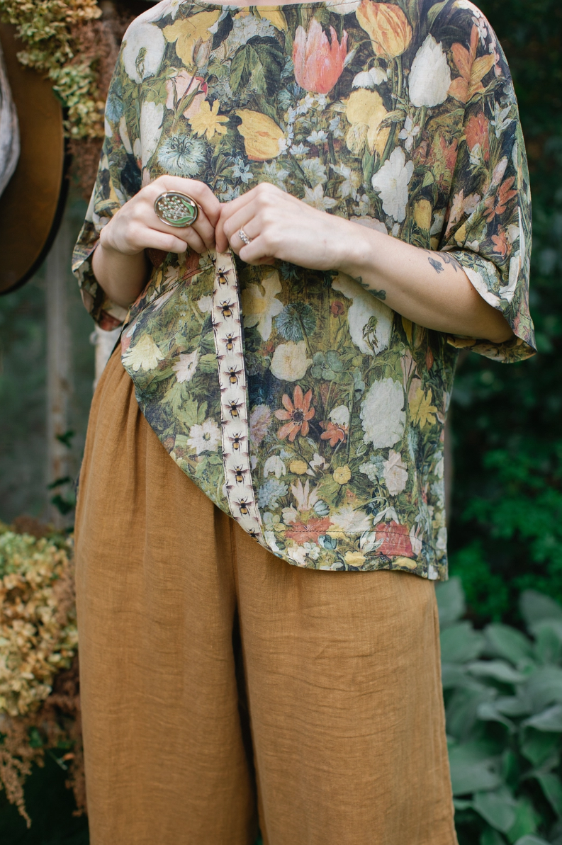 •I DREAM IN FLOWERS• bamboo tunic tee