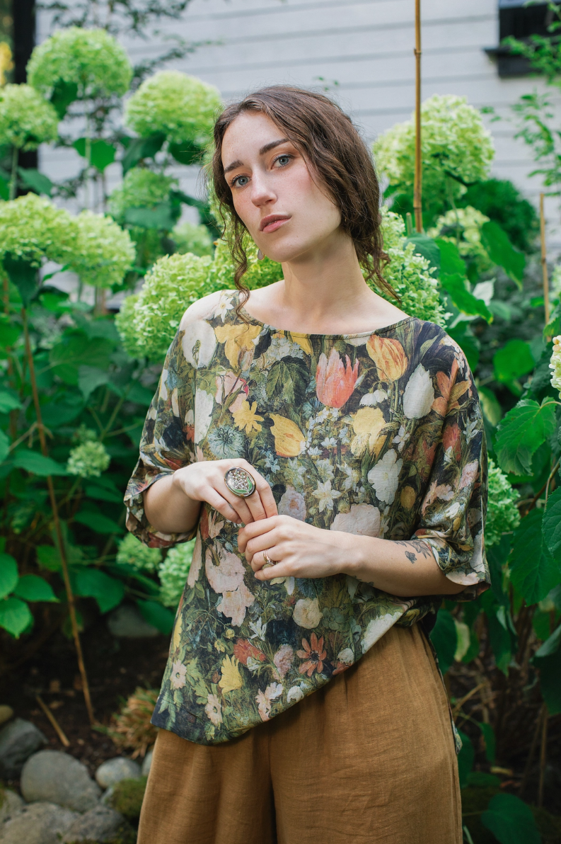 •I DREAM IN FLOWERS• bamboo tunic tee