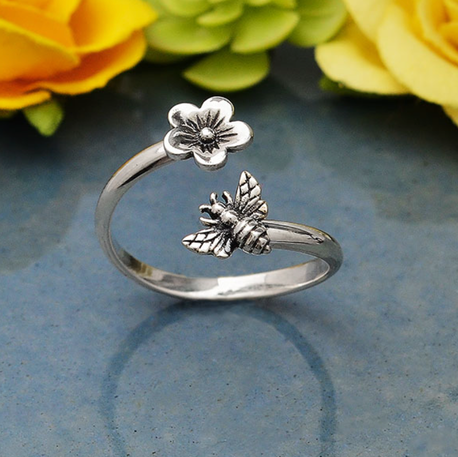 •BEE & BLOSSOM• adjustable silver ring