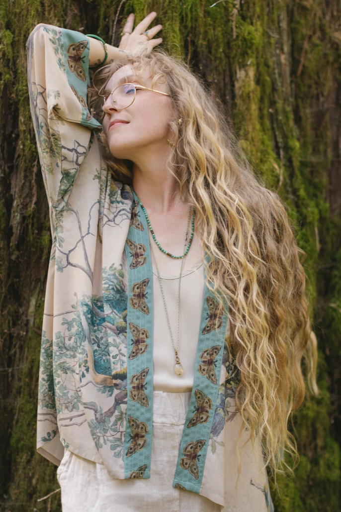 •EARTH & SKY• cropped bamboo cardigan