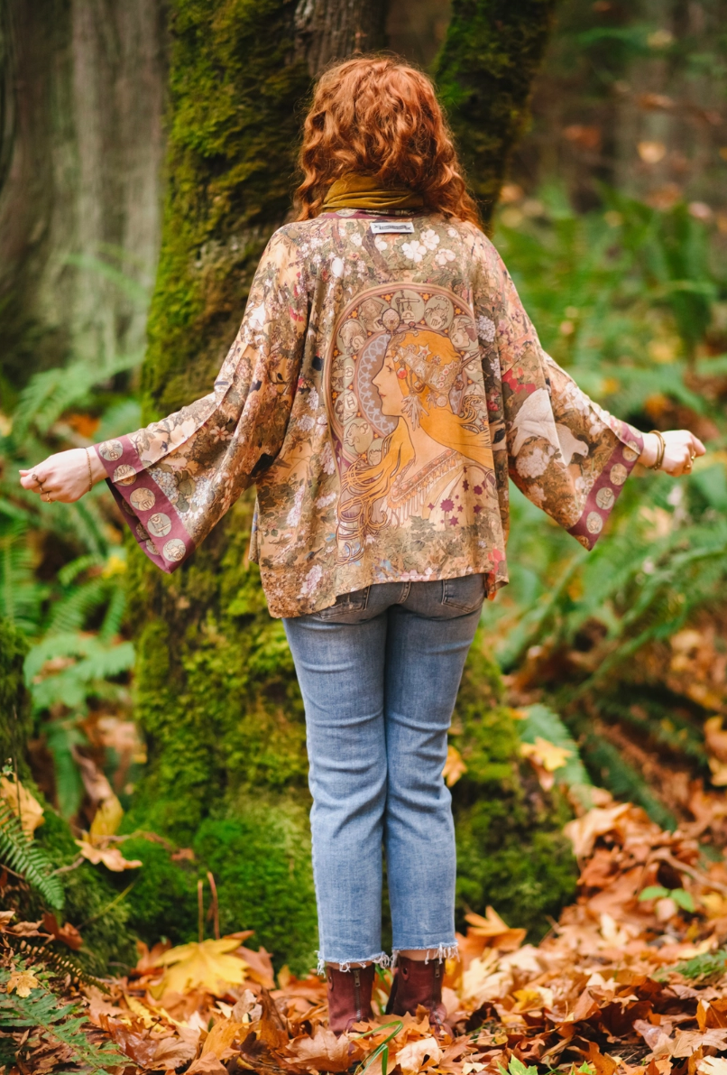 •DREAMWEAVER• cropped bamboo cardigan