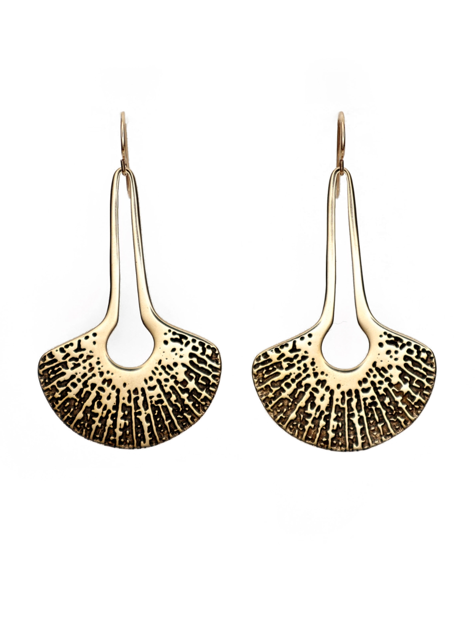 •FIONA• gold dangle earrings