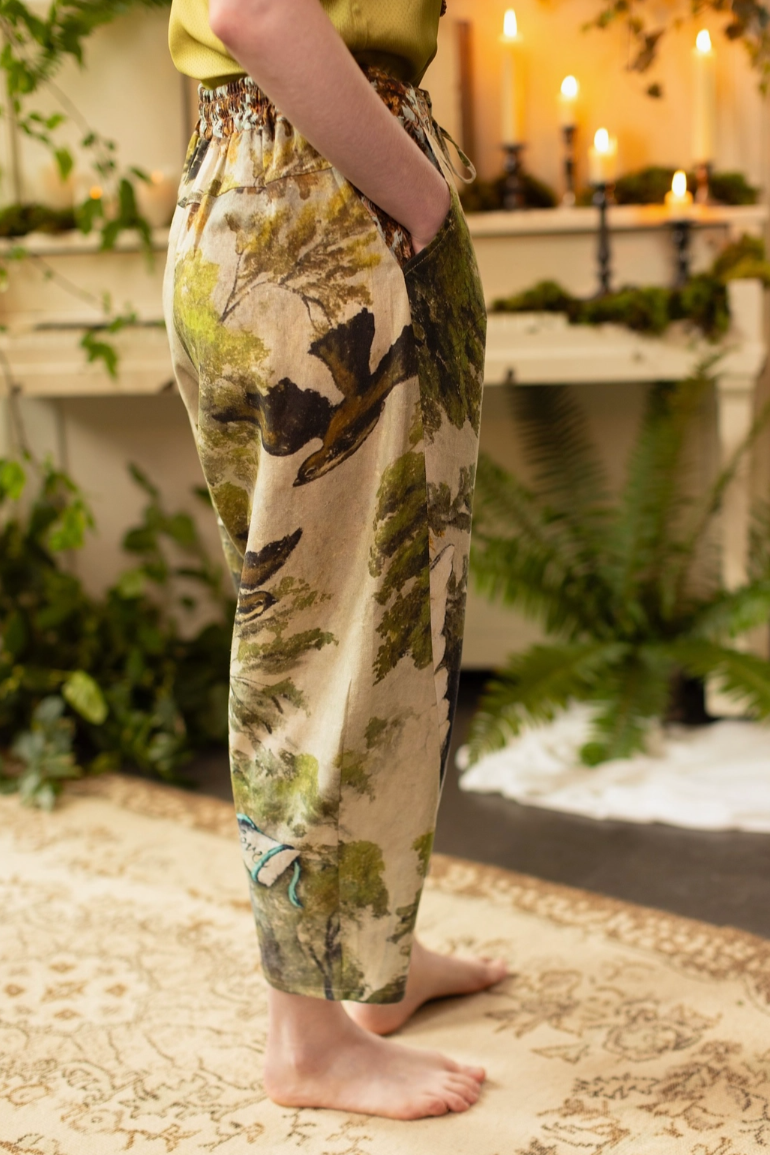 •THEATRE OF DREAMS - SWAN• linen/bamboo pants