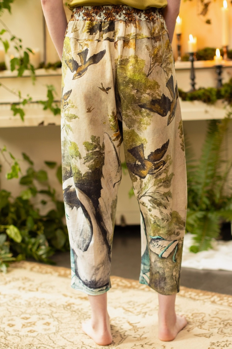 •THEATRE OF DREAMS - SWAN• linen/bamboo pants