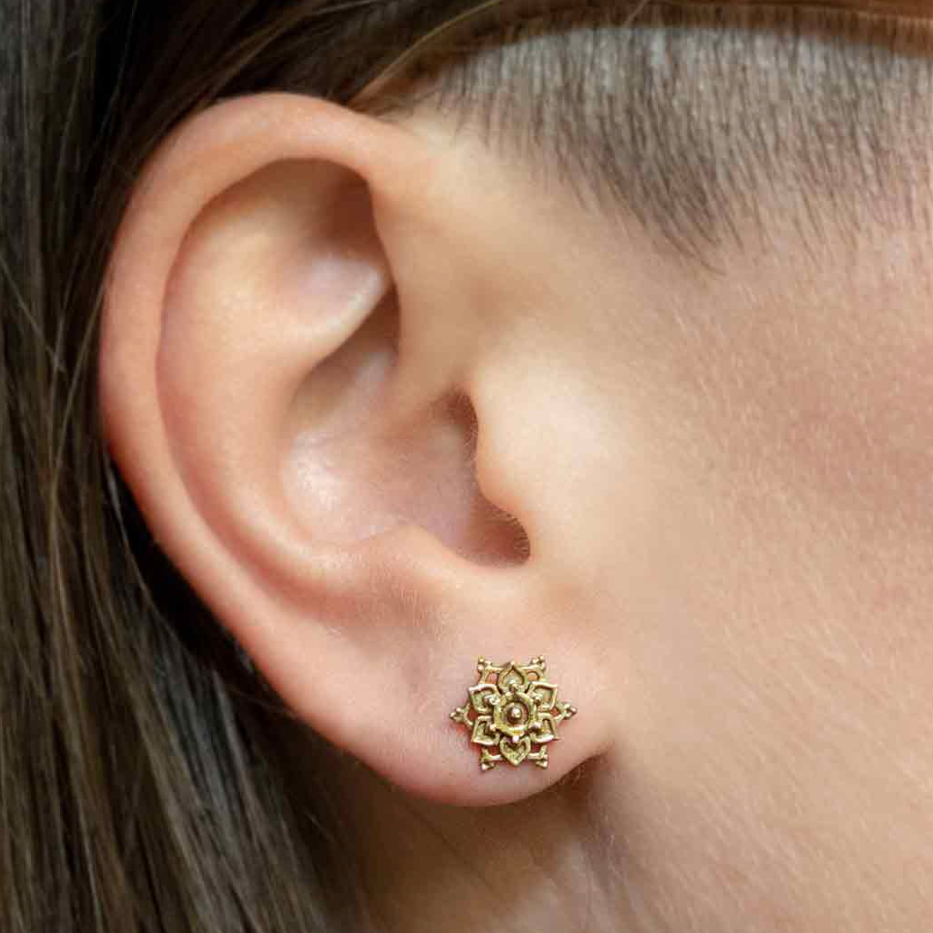•LIL' MANDALA• bronze stud earrings