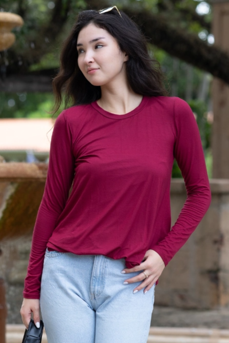 •CASSIE• long sleeve scoop hem top (USA)