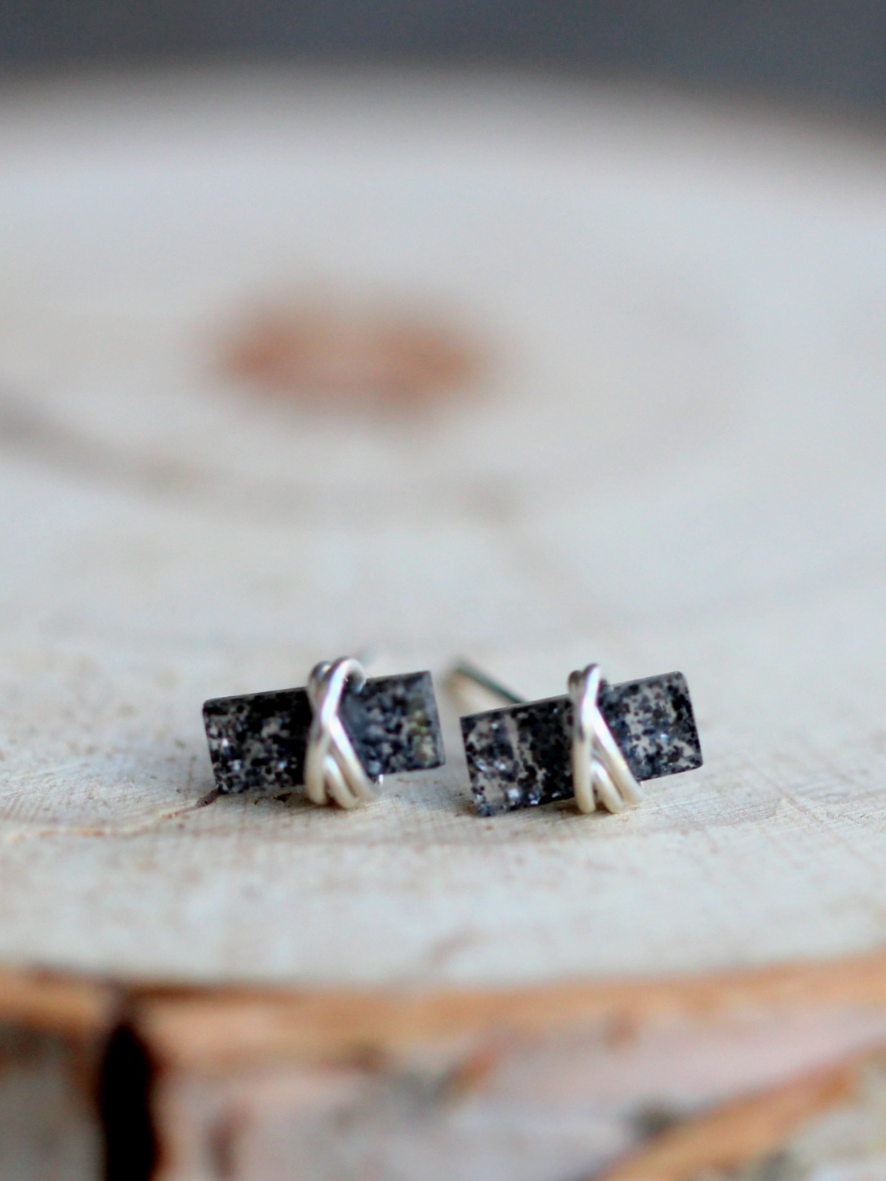 •BAGUETTE• black aventurine + silver stud earrings