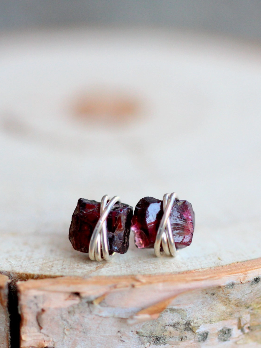 •COMET• garnet + silver stud earrings