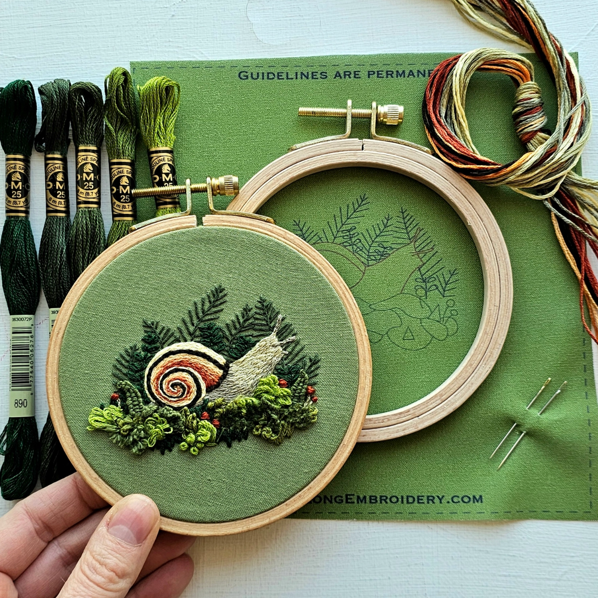 •FOREST SNAIL• intermediate embroidery kit