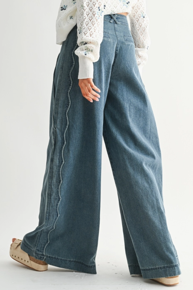 •MIA• scalloped seam wide leg denim pants