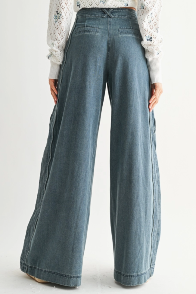 •MIA• scalloped seam wide leg denim pants