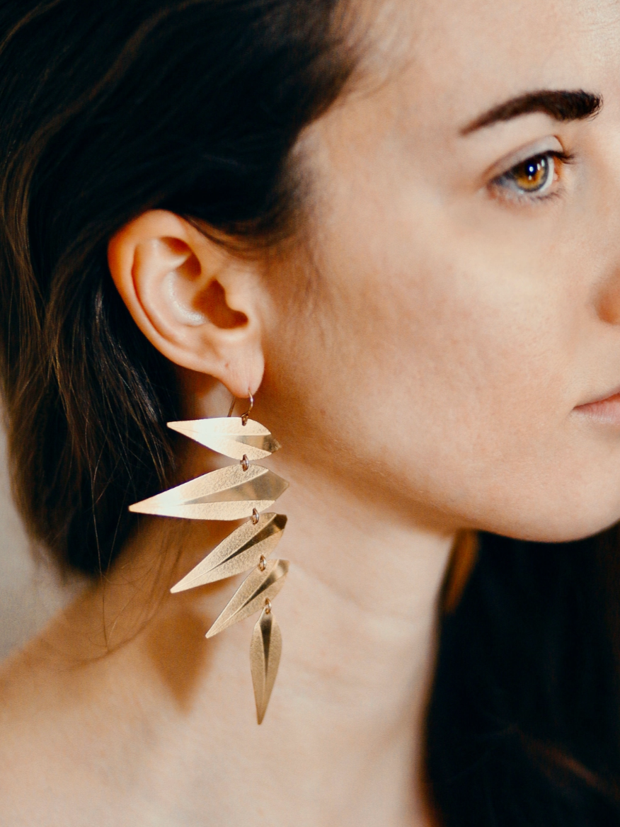 •MAXIMA LEAF PUNK• gold dangle earrings