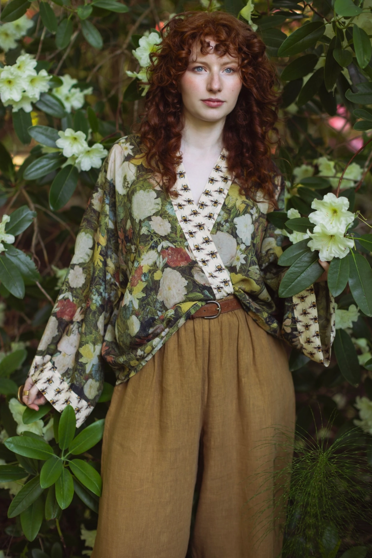 •I DREAM IN FLOWERS• cropped bamboo cardigan