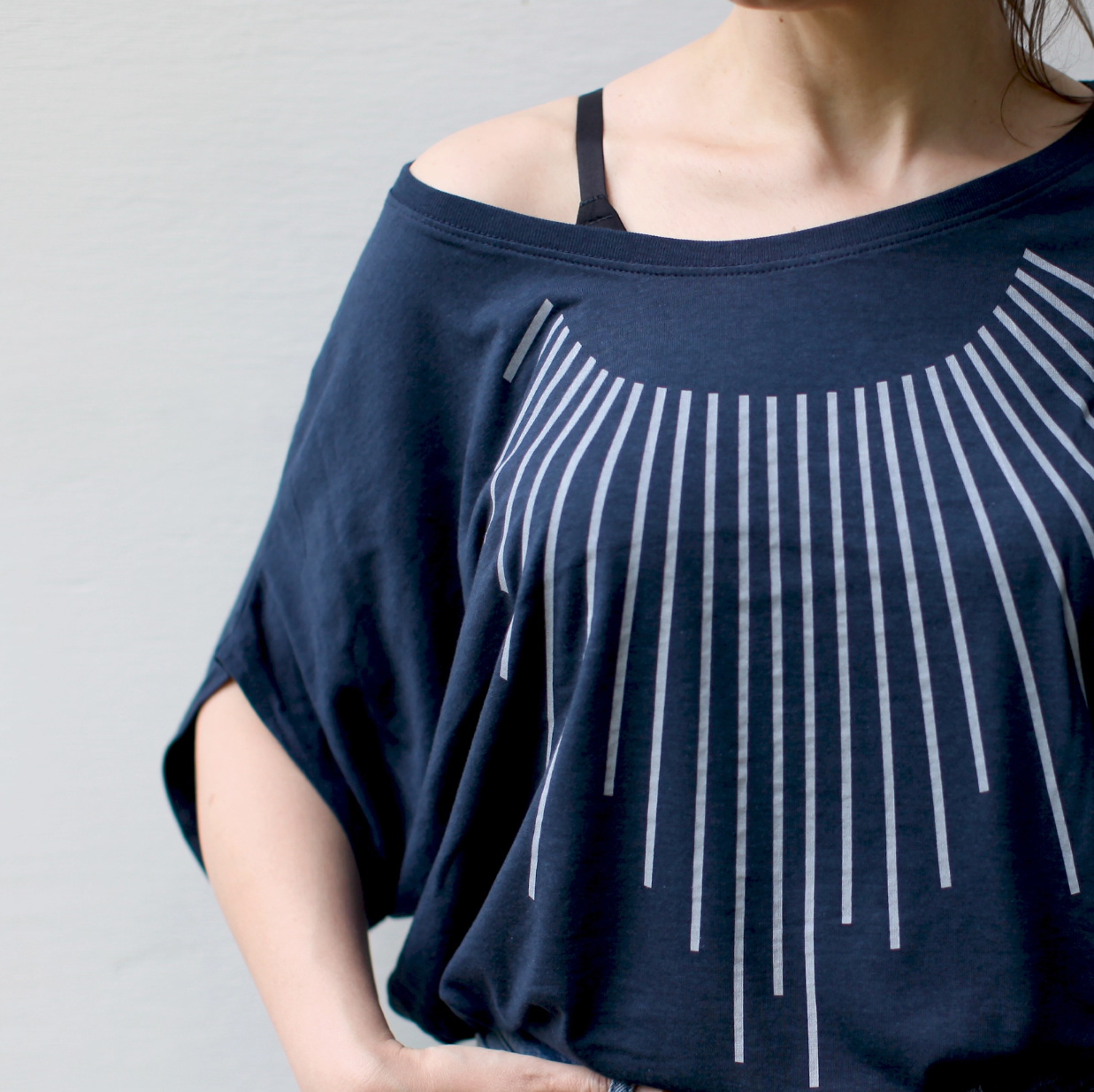 •SUN COLLAR• bamboo blend dolman tee (USA)