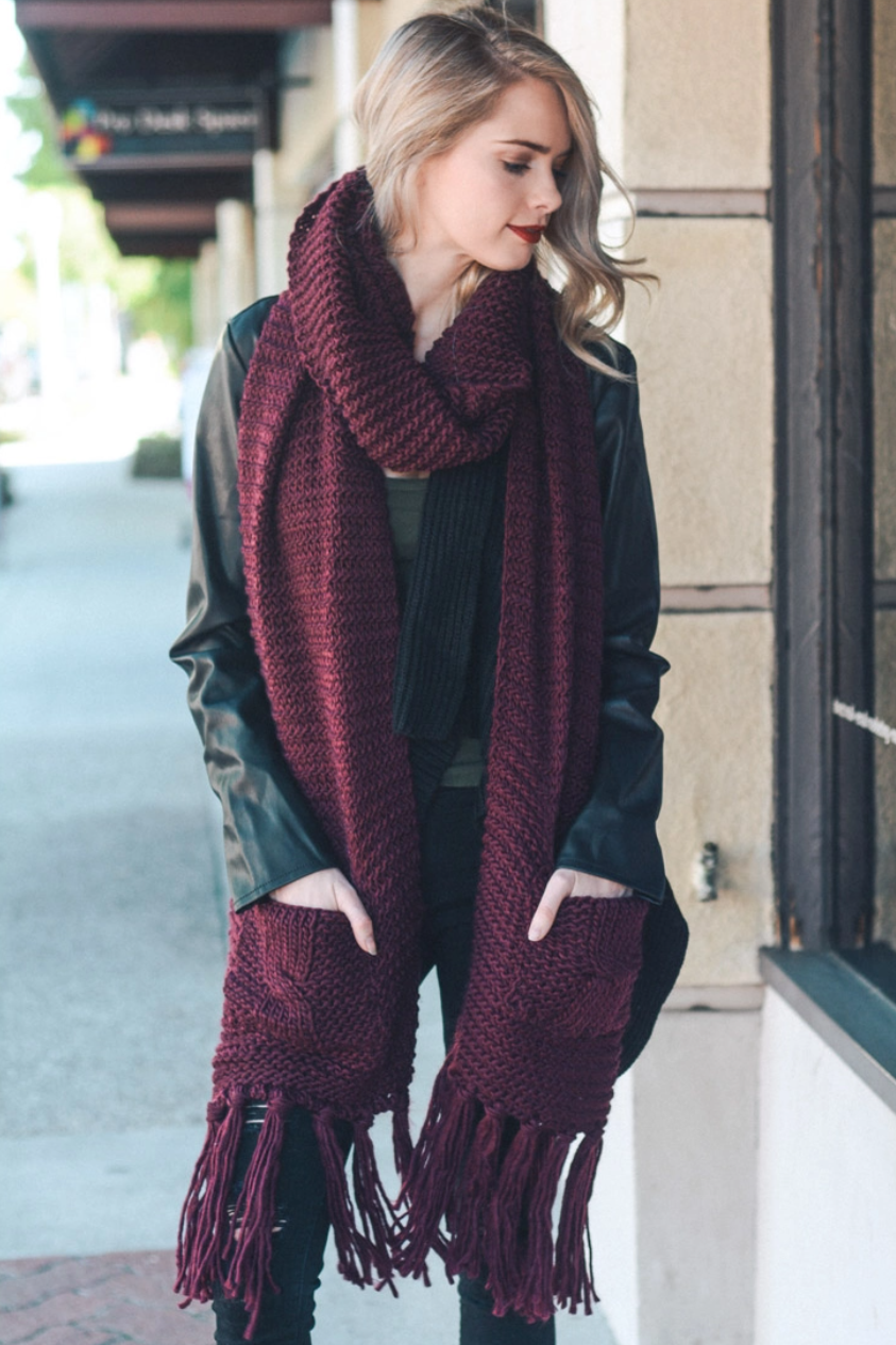 •OVERSIZED POCKETED SCARF WITH TASSELS•