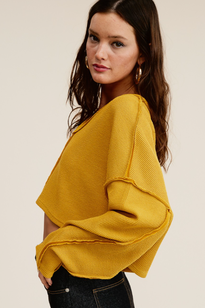 •MALORIE• exposed seam cropped top