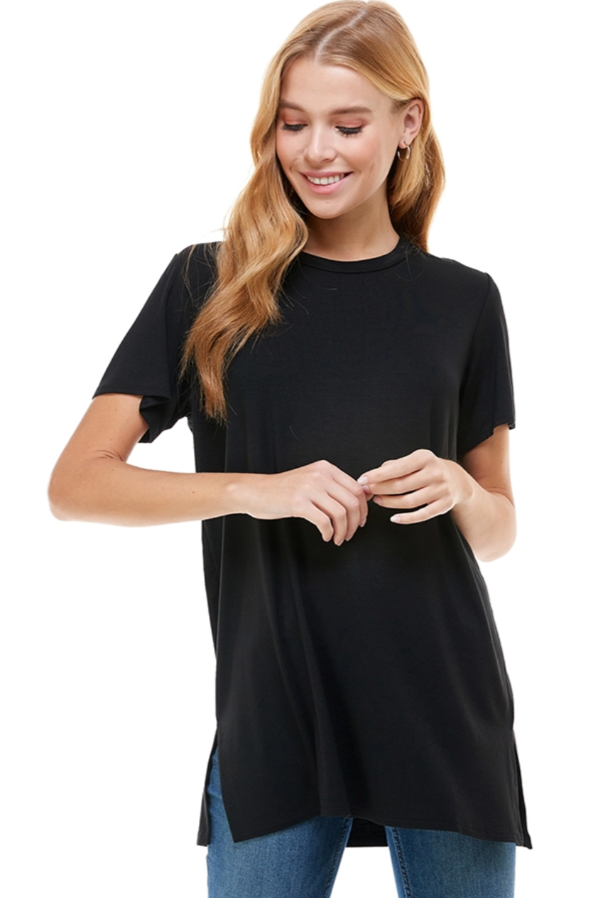 •IZZY• short sleeve tunic with side slits (USA)