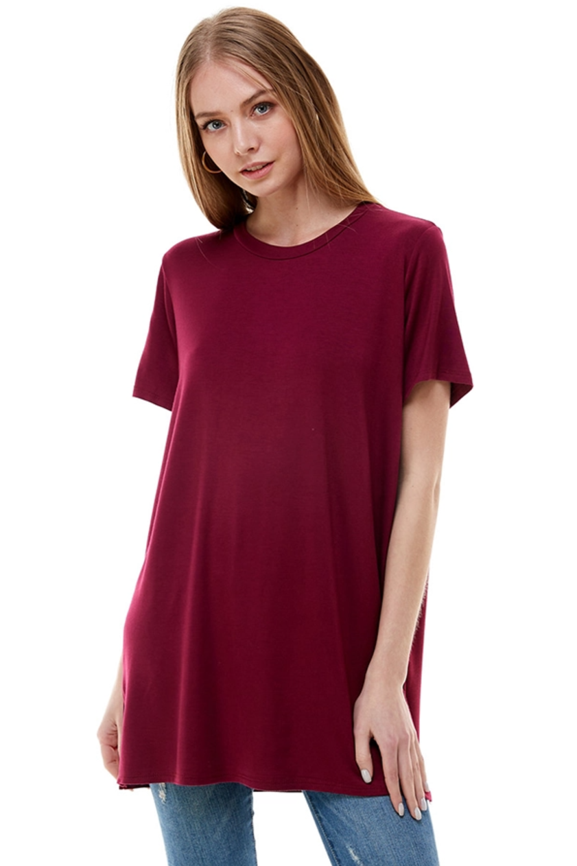 •IZZY• short sleeve tunic with side slits (USA)