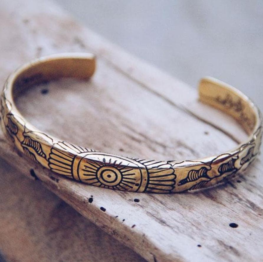 •LIGHT WAVES• unisex brass cuff