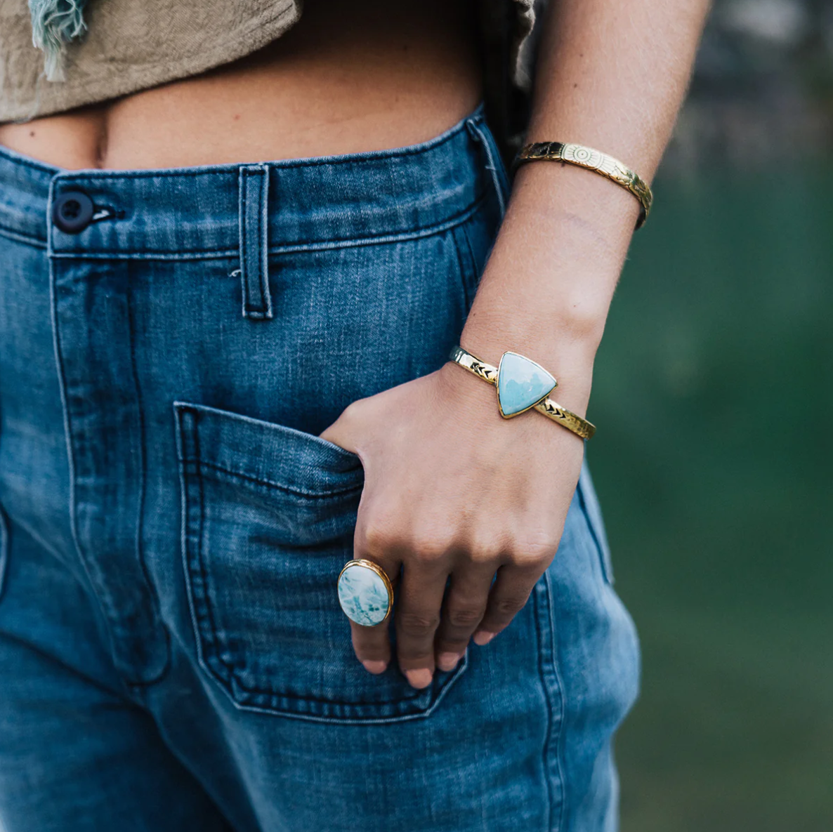 •LIGHT WAVES• unisex brass cuff