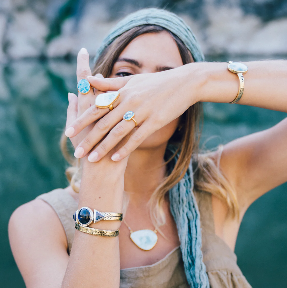 •LIGHT WAVES• unisex brass cuff