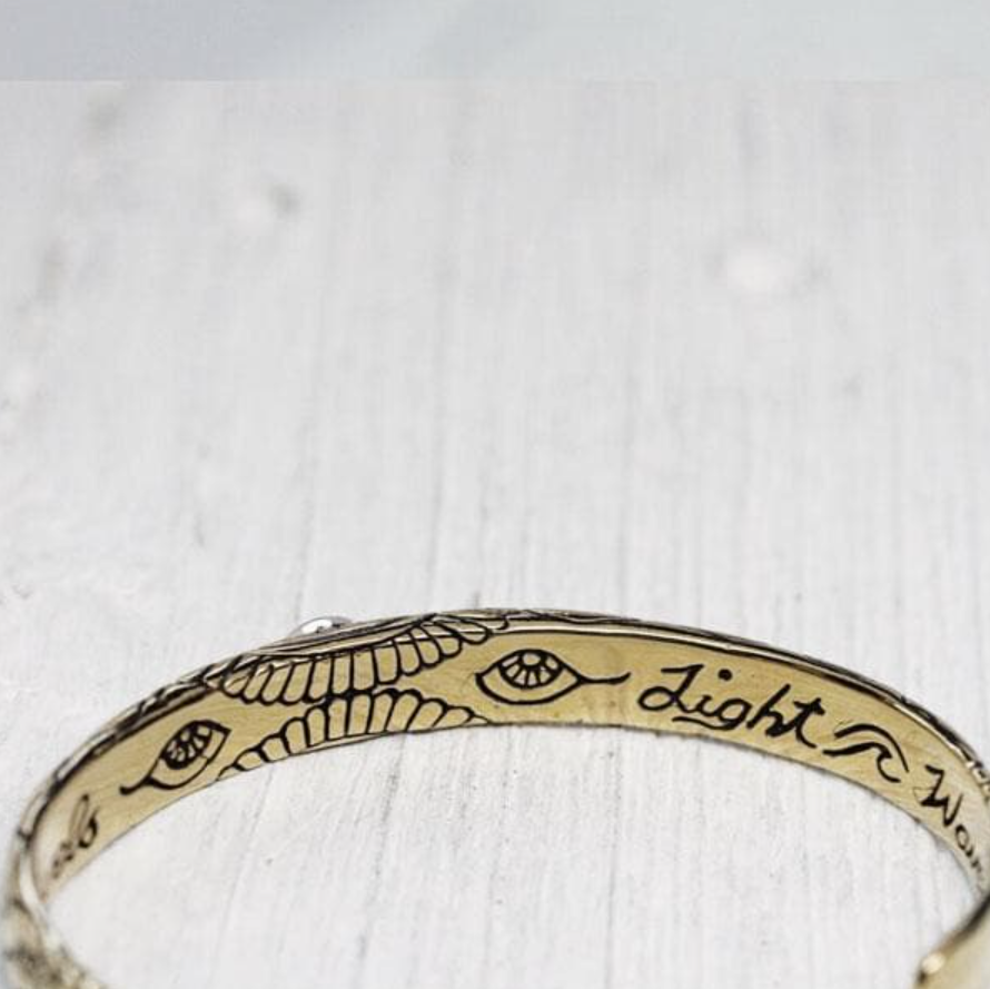 •LIGHT WAVES• unisex brass cuff