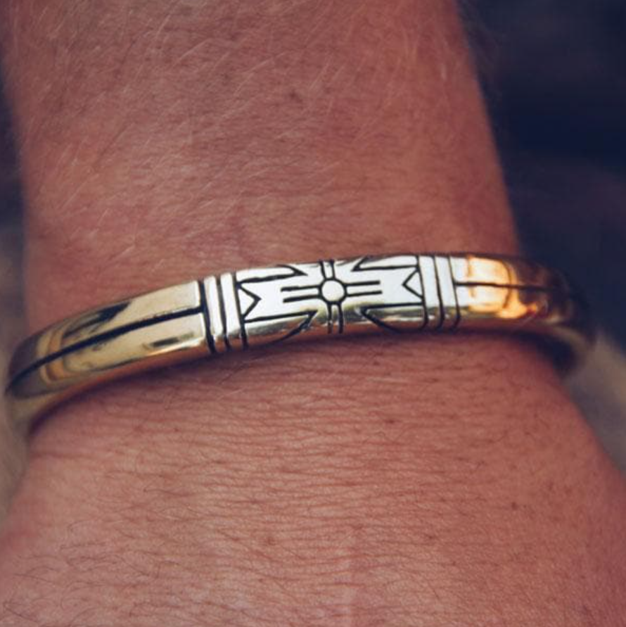 •MEDICINE WHEEL• unisex brass cuff