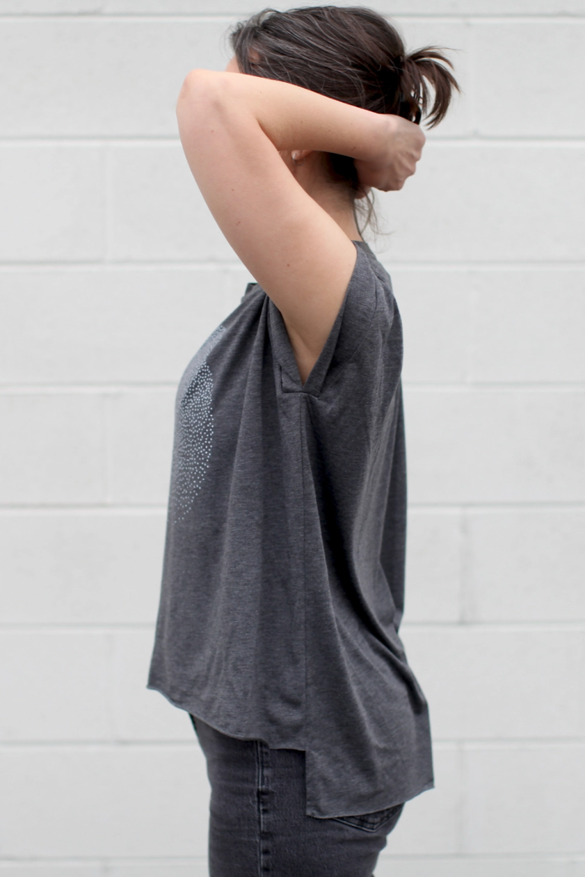 •FULL MOON• viscose blend muscle tee