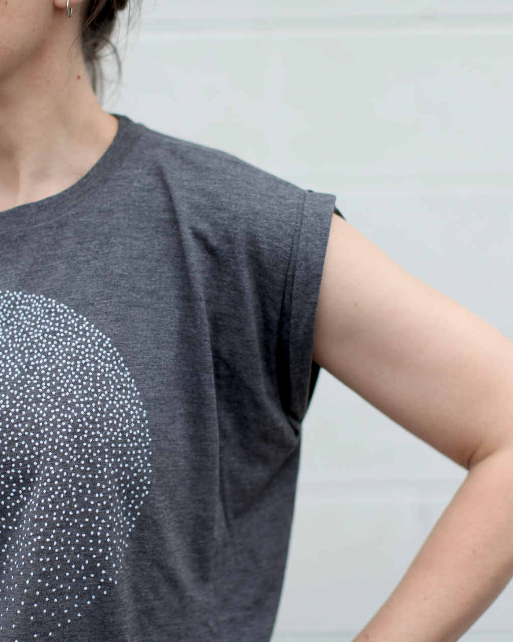 •FULL MOON• viscose blend muscle tee