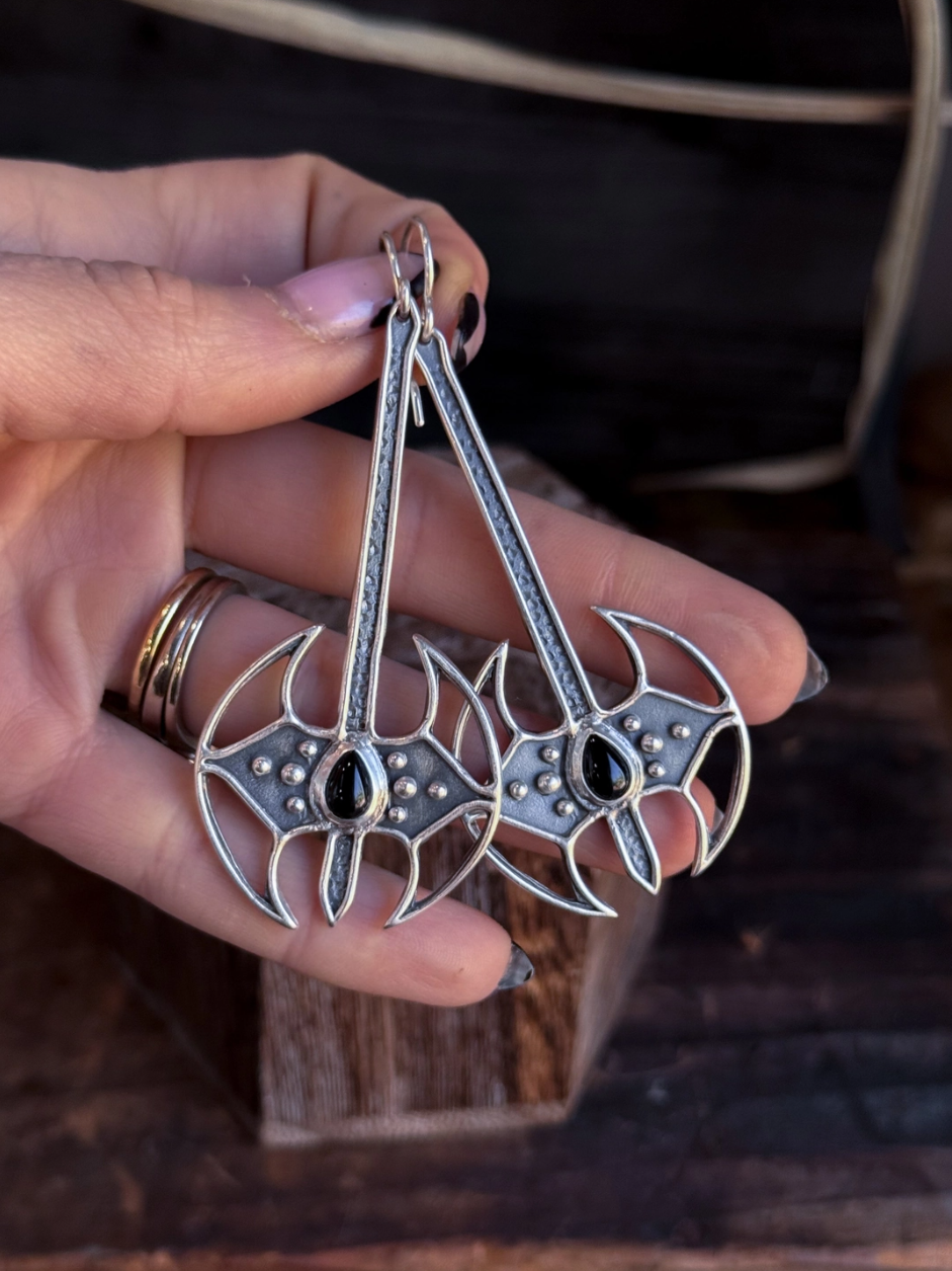 •BATTLE AXE• onyx + silver dangle earrings