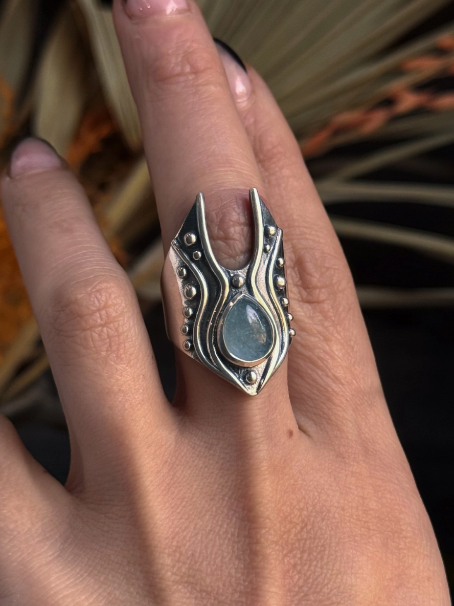 •MORONOE• aquamarine + silver ring