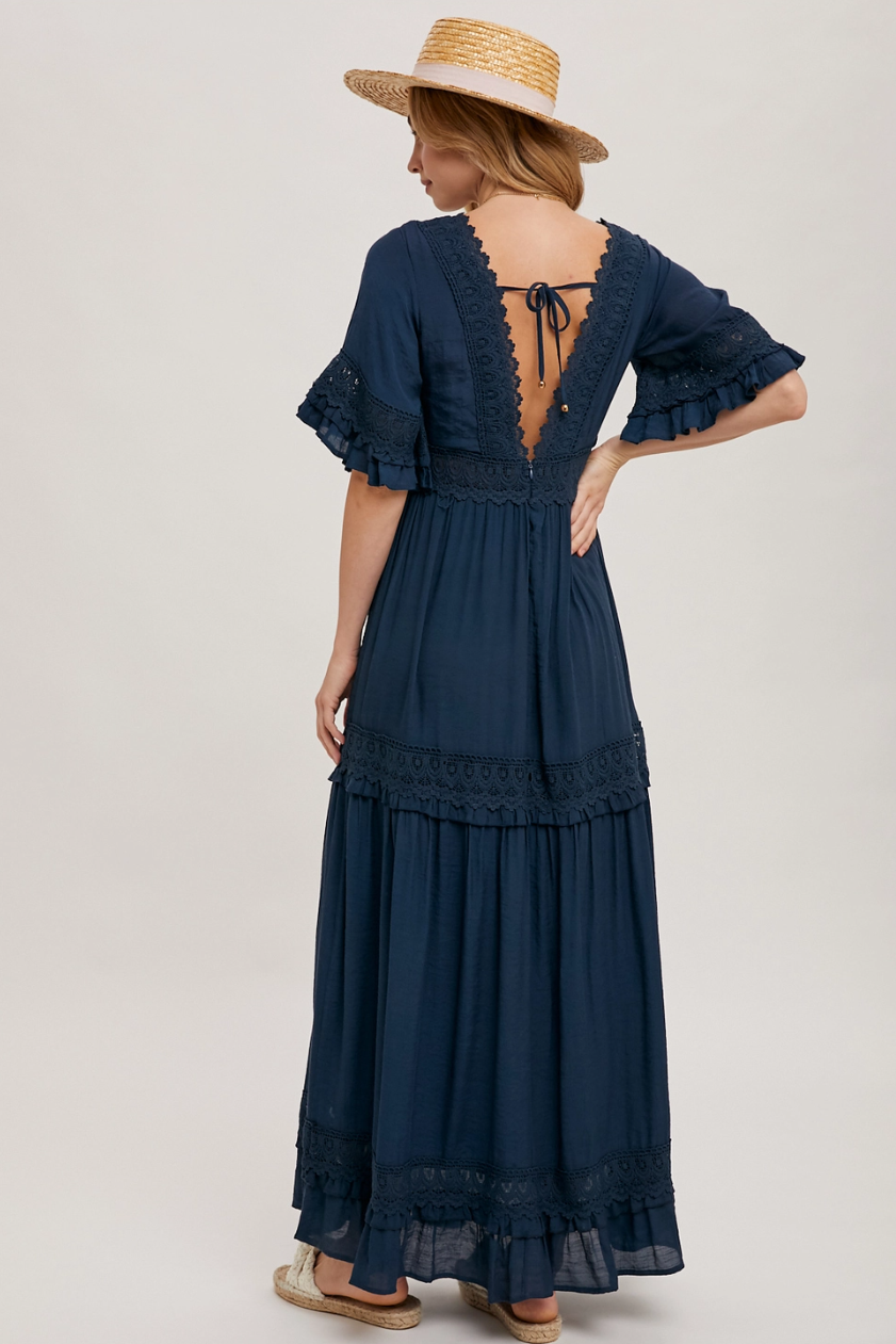 •CHLOE• flowy lace trim maxi dress