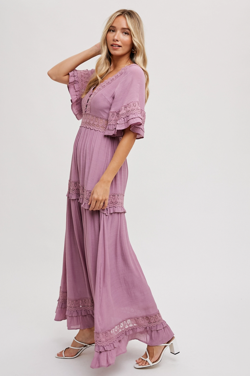 •CHLOE• flowy lace trim maxi dress