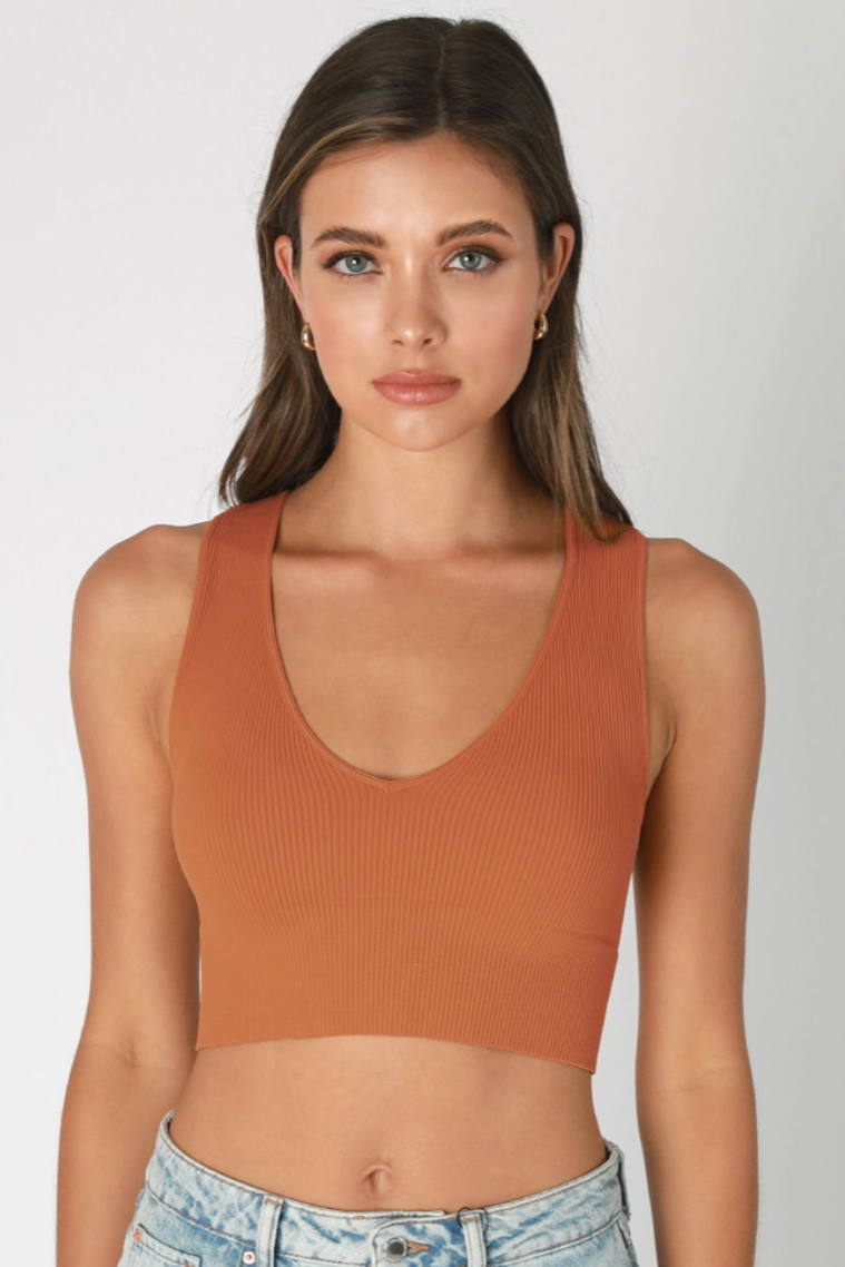 •RIBBED DEEP-V• cropped tank top (USA)