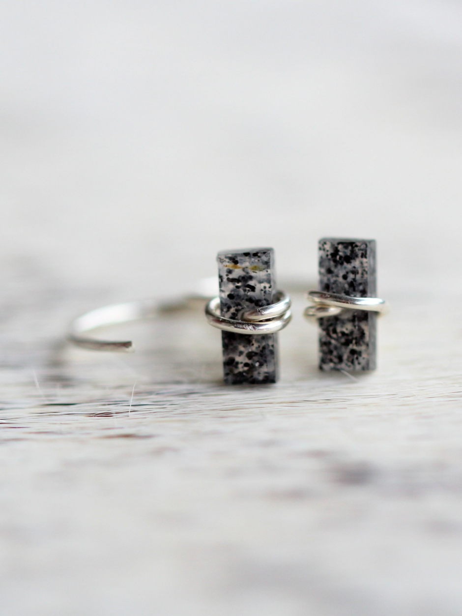 •HUG HOOP• black sunstone + silver earrings