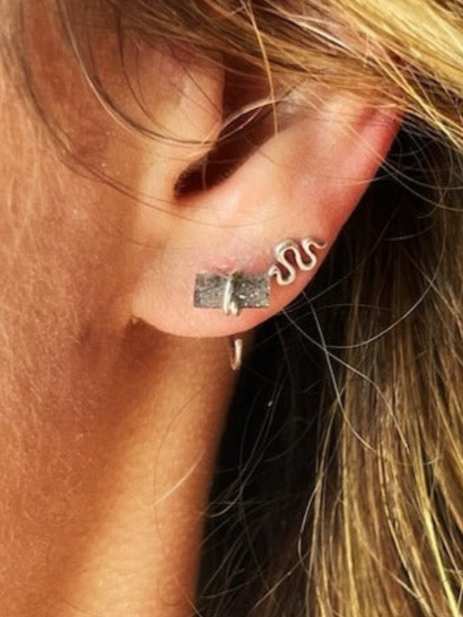 •HUG HOOP• black sunstone + silver earrings
