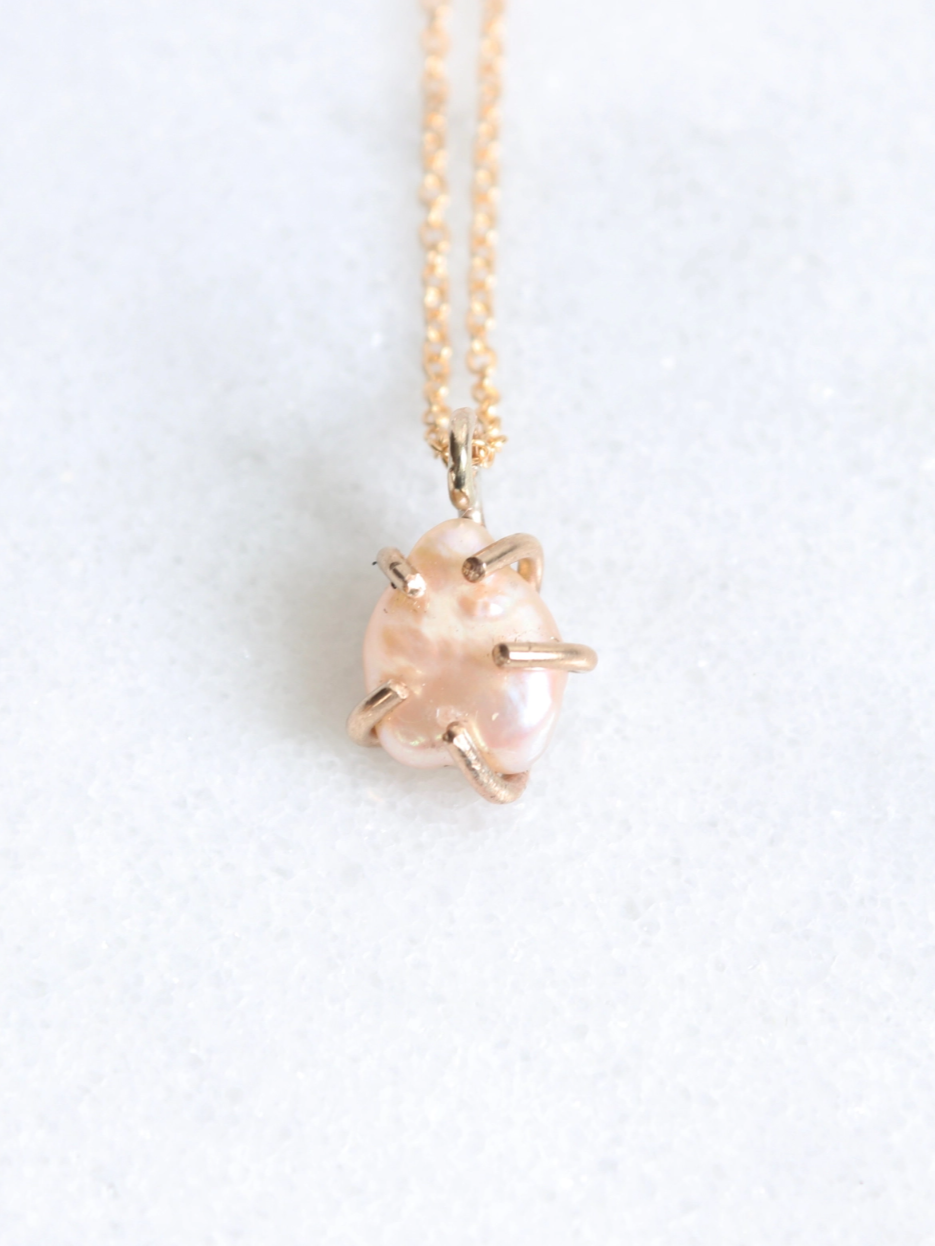 •CRADLE• freshwater pearl + gold necklace (18" long)
